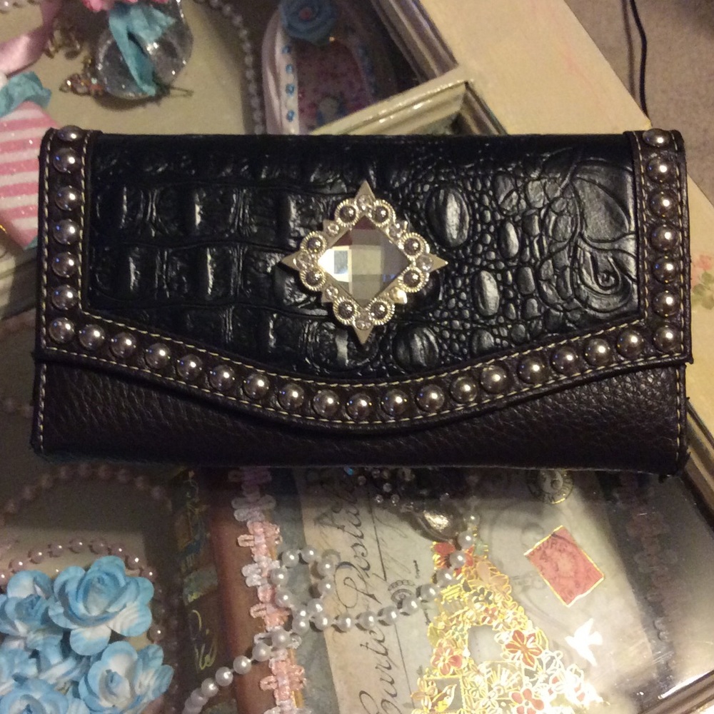 Faux leather rhinestone wallet NWOT